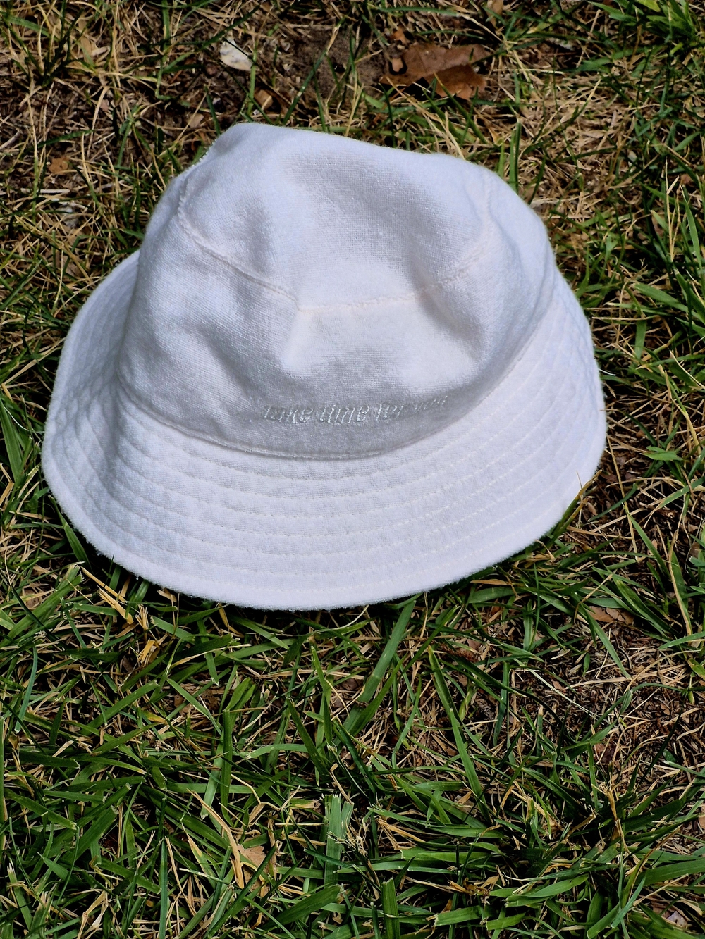 H&M White Terry Bucket Hat-M